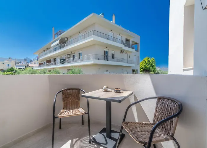 Elegant Suite 3 Near The Beach